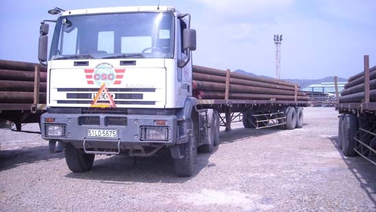 7 Casing Pipe ex UK to VN in 2011 [delivering by truck]